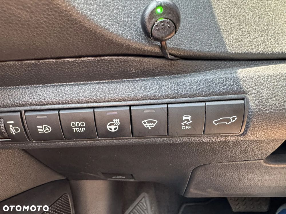 Toyota Corolla 1.8 Hybrid GR Sport Dynamic - 6