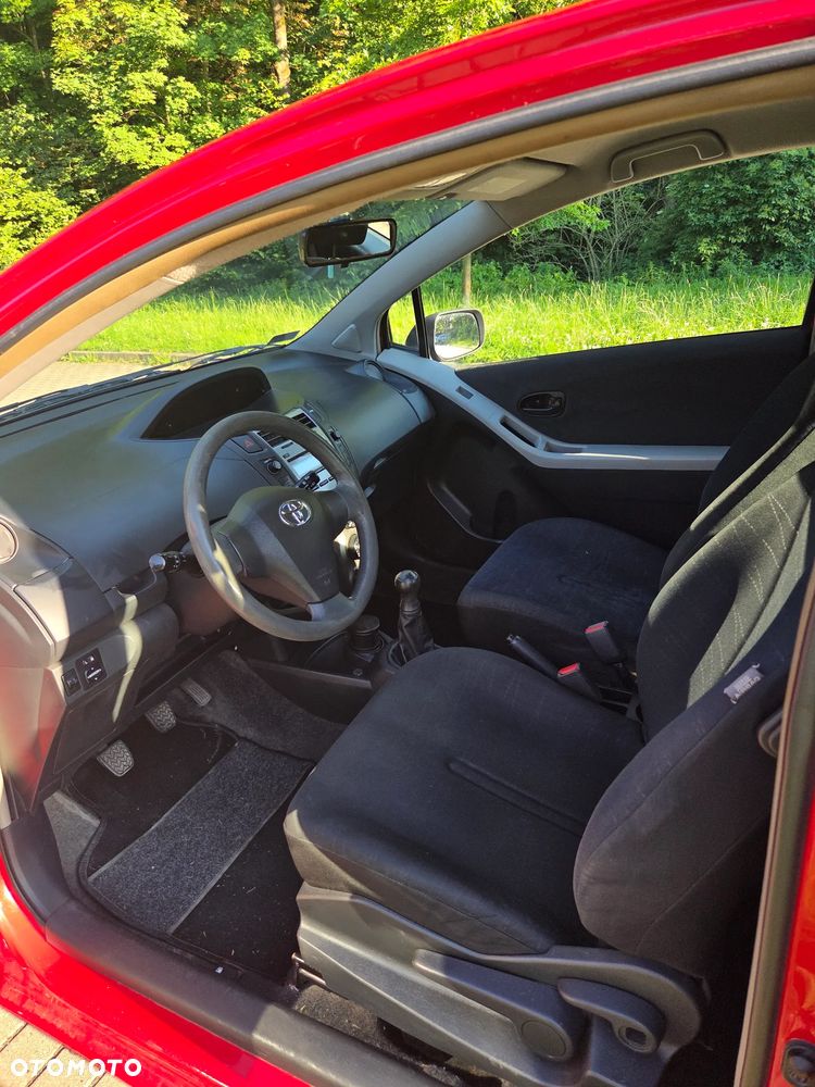 Toyota Yaris 1.0 Luna - 10