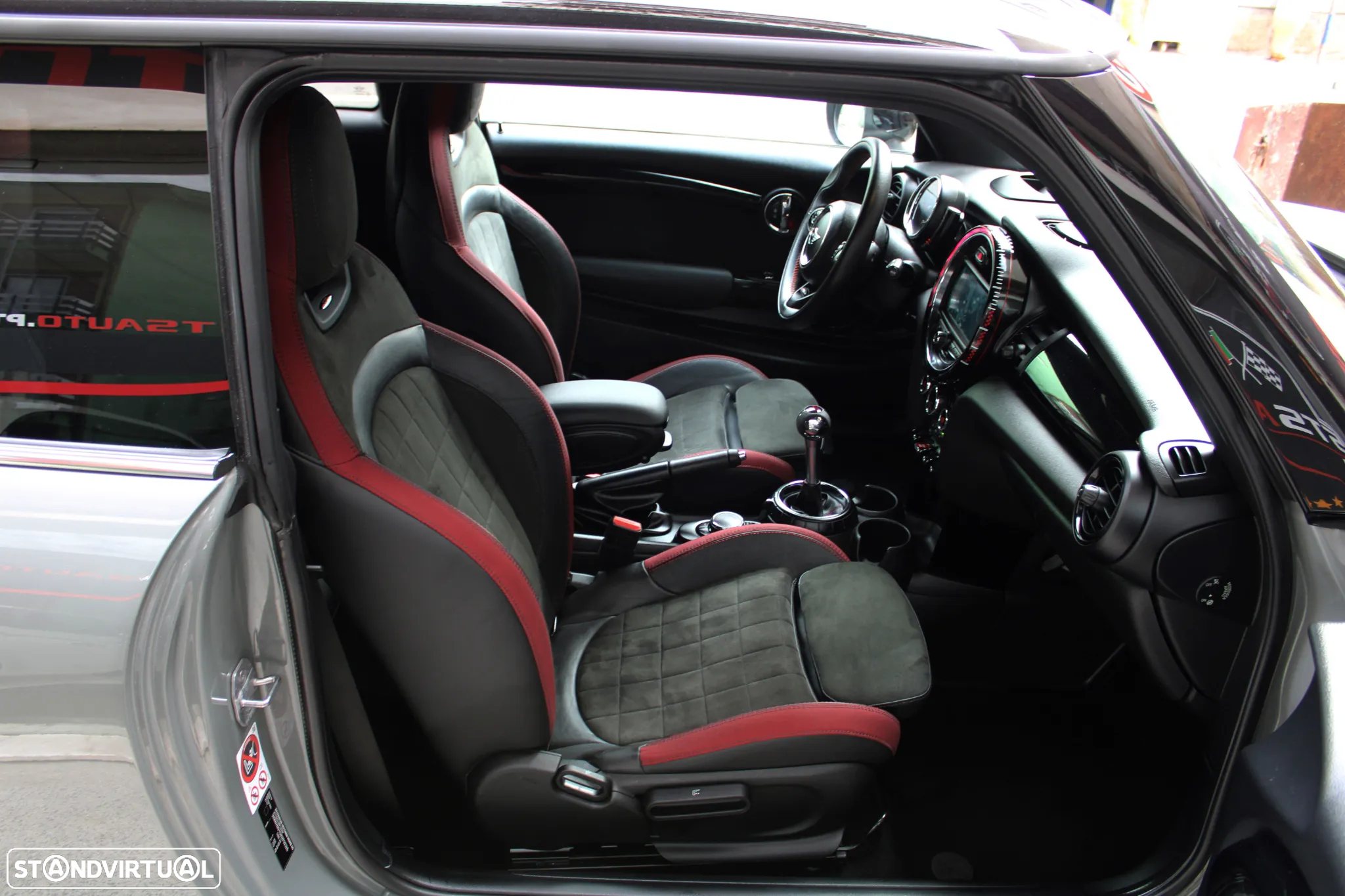 MINI 3 Portas John Cooper Works - 7