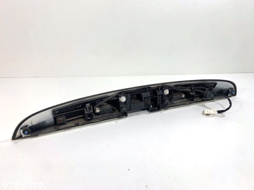 LISTWA KLAPY TYŁ  NISSAN JUKE (F15) 2010 - 2022 1.6 86 kW [117 KM] benzyna 2010 - 2022 908681KR6A - 4