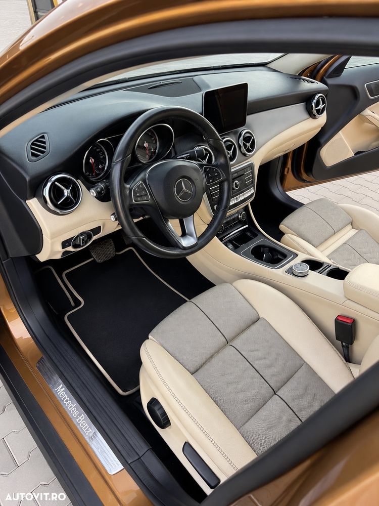 Mercedes-Benz GLA 200 d 4MATIC Aut. - 5