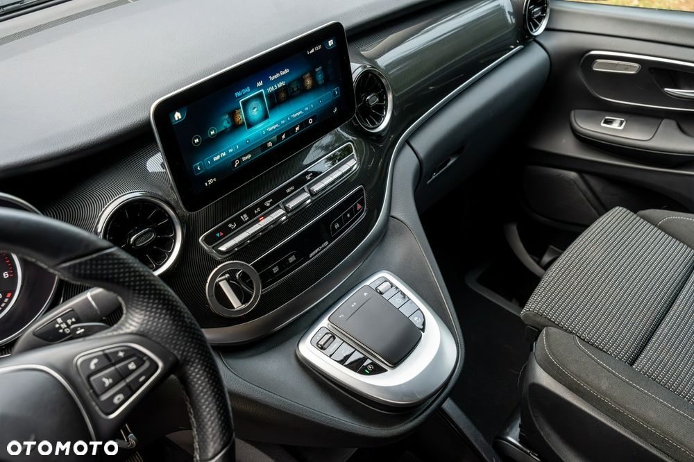 Mercedes-Benz Klasa V 250 d 4-Matic 9G-Tronic - 24