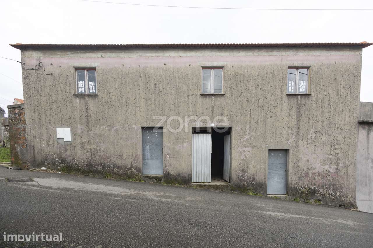 Casa de aldeia com telhado novo em Sanfins- Sever do Vouga-Aveiro. - Grande imagem: 5/31