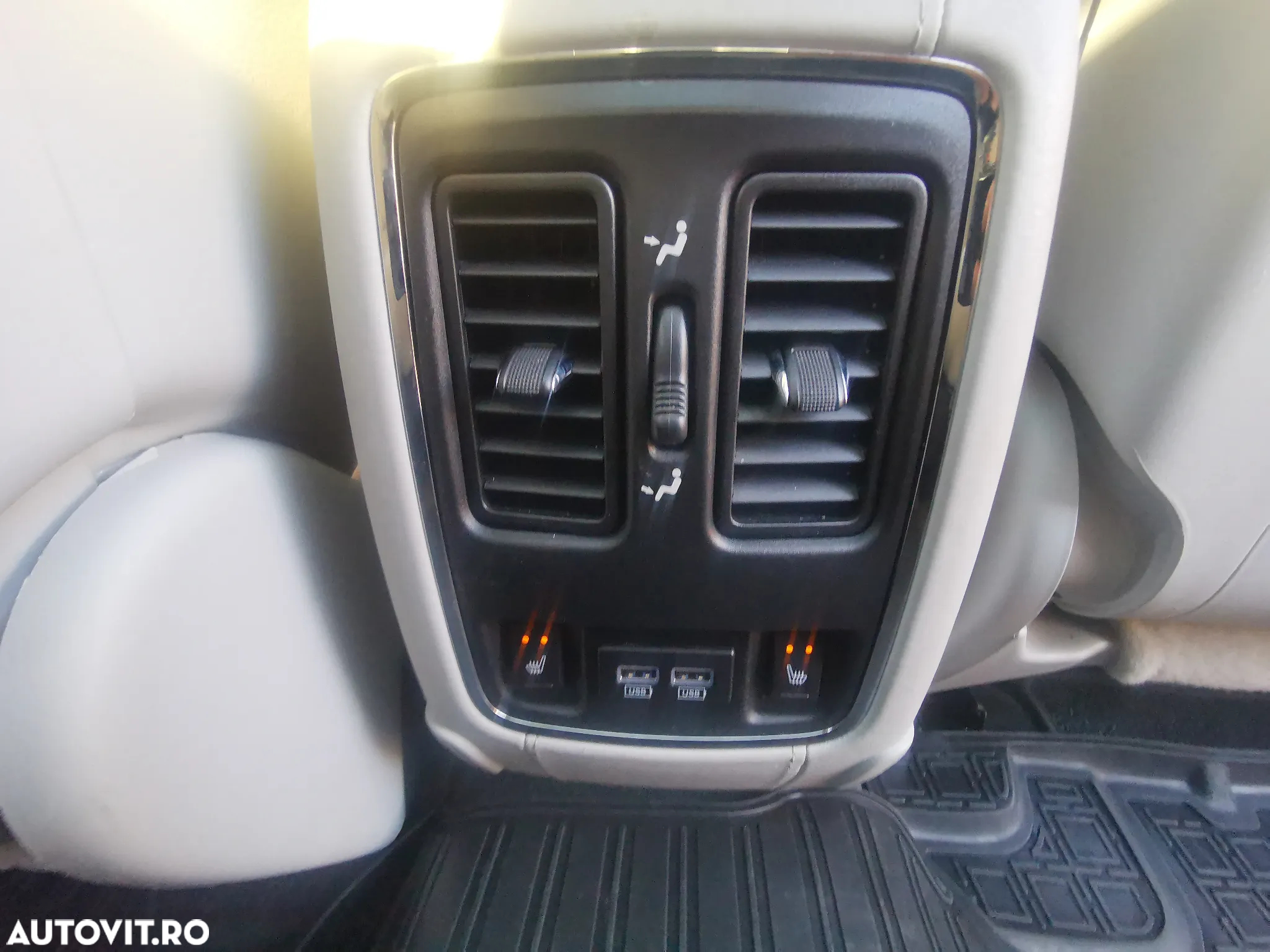 Jeep Grand Cherokee 3.0 TD AT Summit - 26