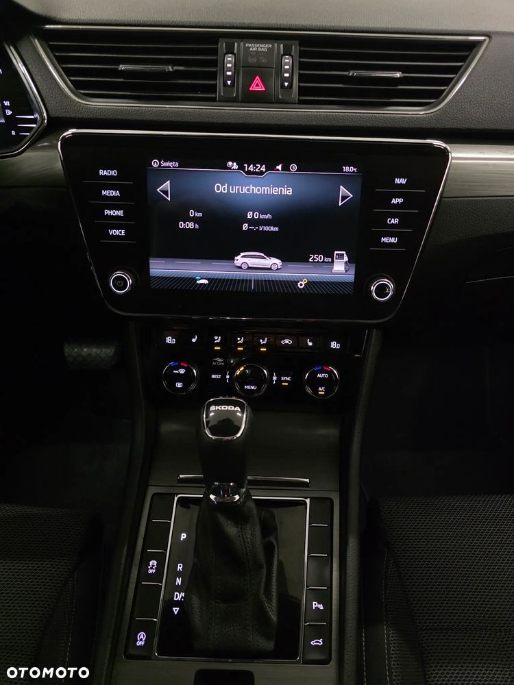 Skoda Superb 2.0 TDI SCR Style DSG - 11