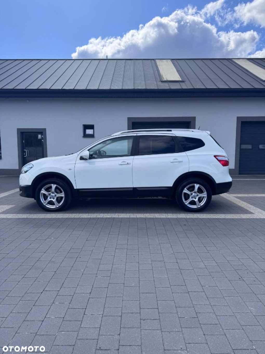 Nissan Qashqai+2 - 11