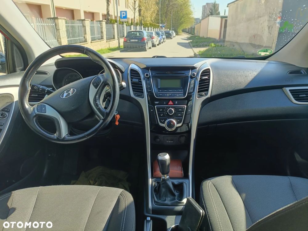 Hyundai i30 1.4 Trend - 9