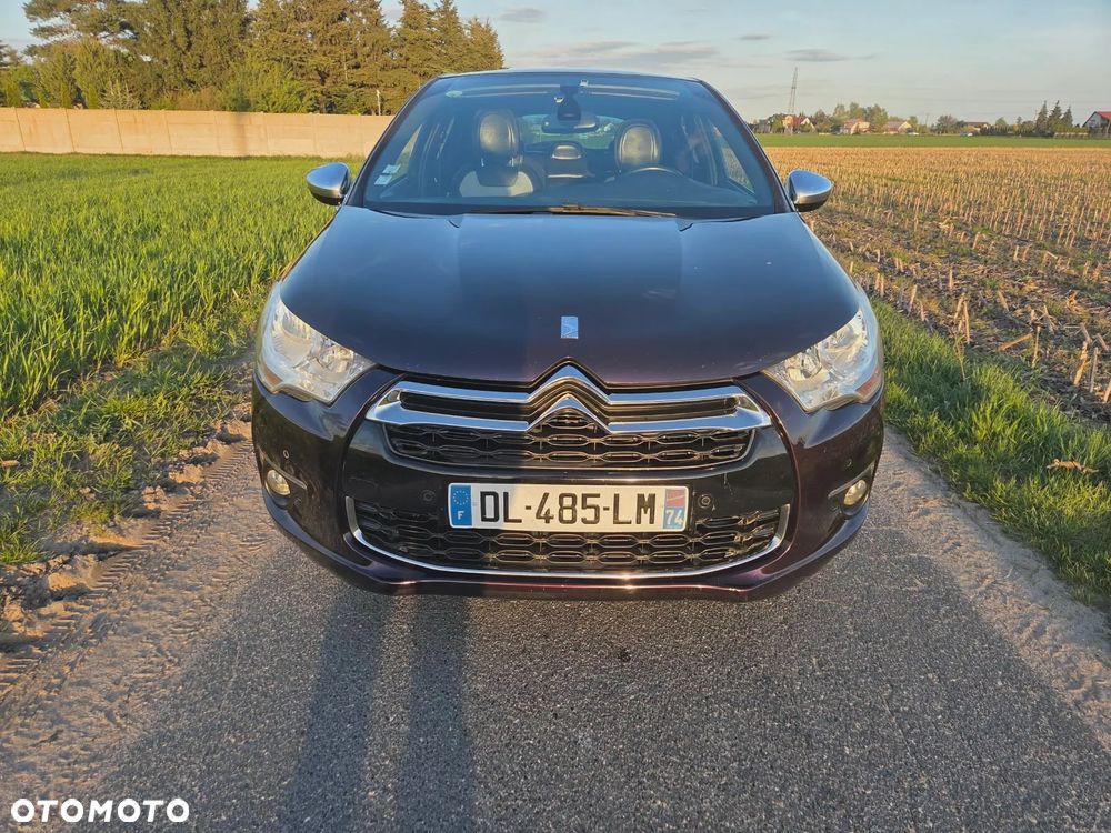 Citroën DS4 BlueHDi 150 S&S Urban Show - 11