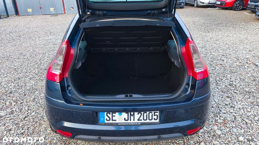 Citroën C4 1.6 HDi VTR Pack - 29