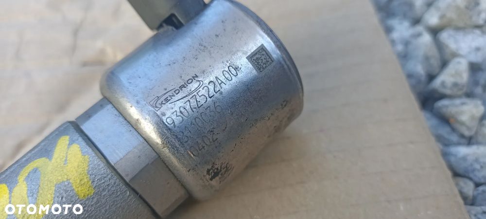 MERCEDES W204 W207 W212 Sprinter 2.2 CDI 651 LISTWA WTRYSKOWA A6510700495 9307Z522A 9307Z521A - 3