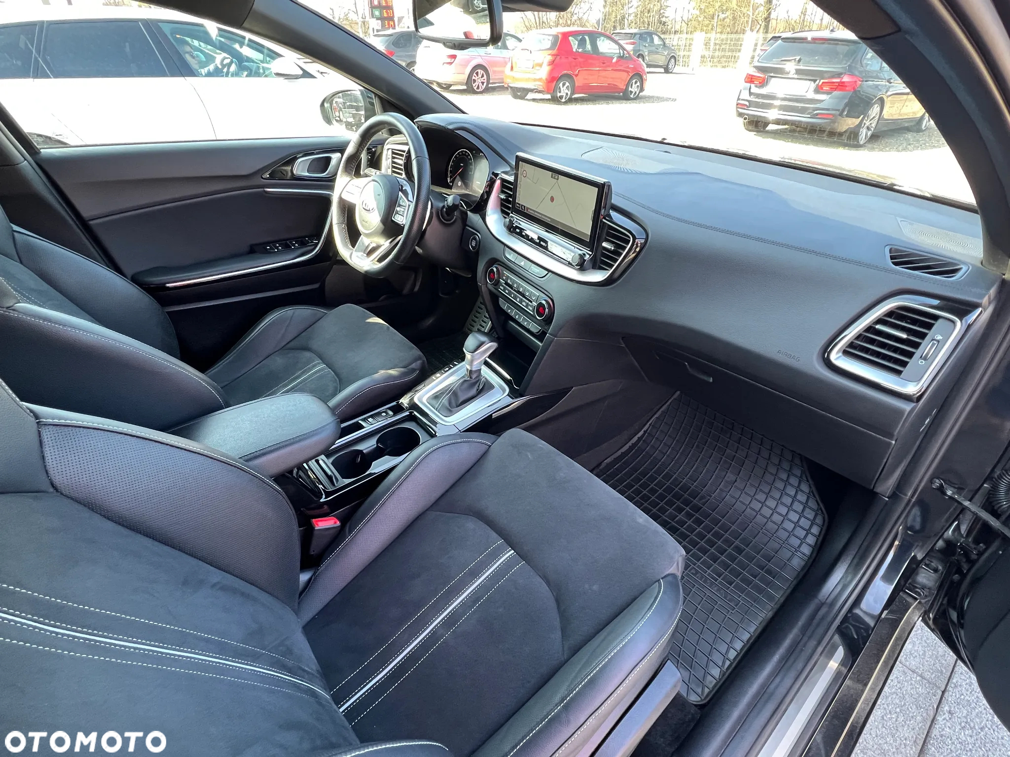 Kia ProCeed 1.5 T-GDI DCT7 OPF GT LINE - 21