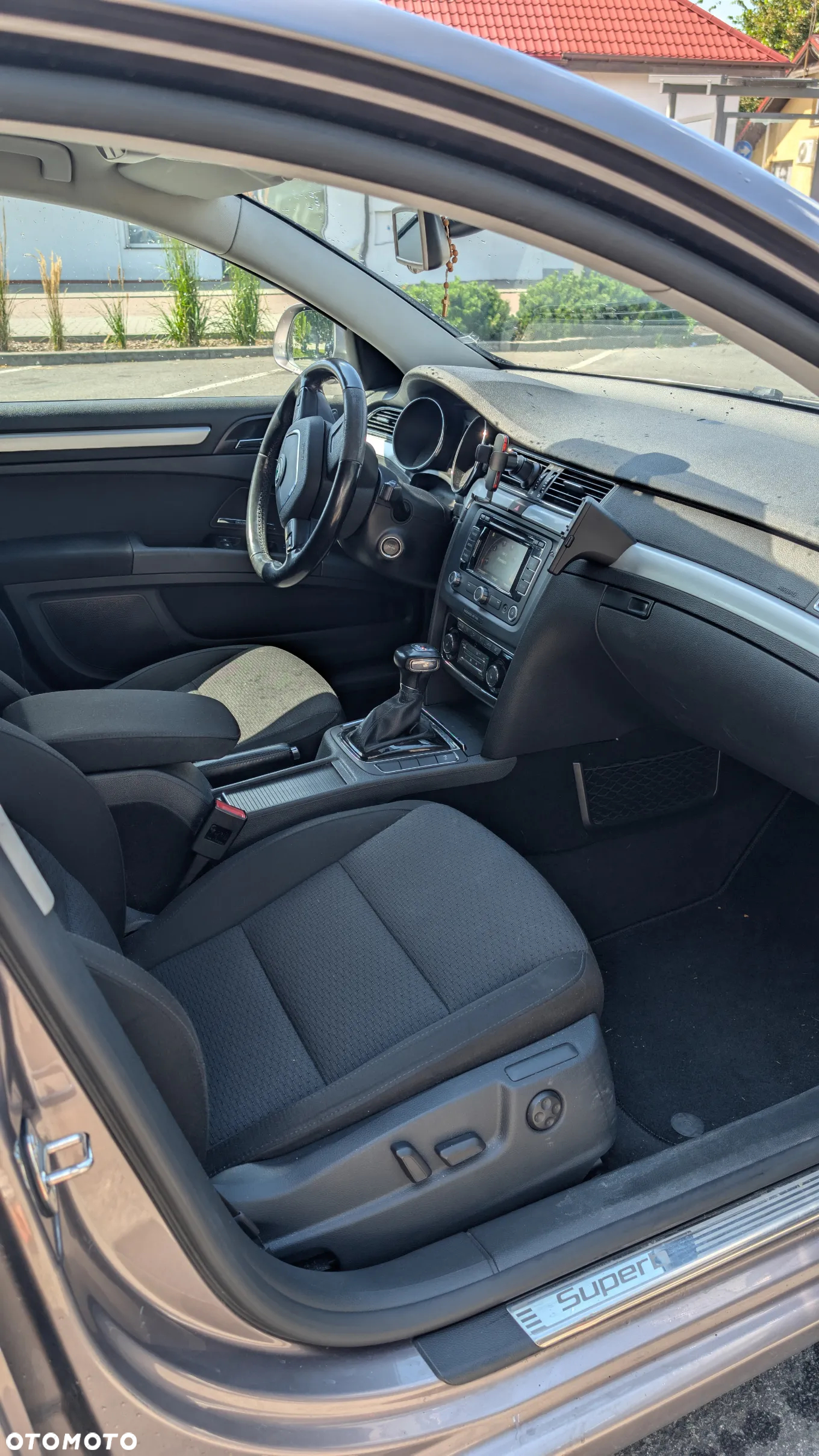 Skoda Superb 2.0 TDI Elegance DSG - 10