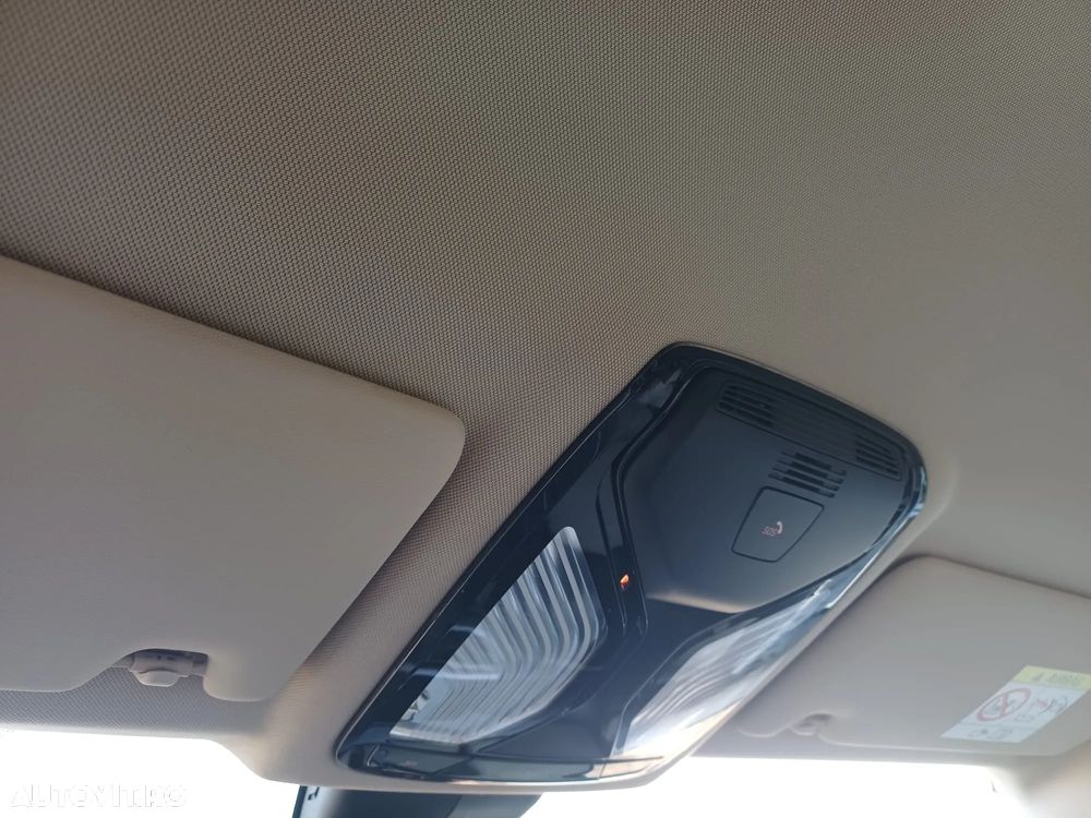 BMW Seria 3 320d xDrive AT Sport Line - 26