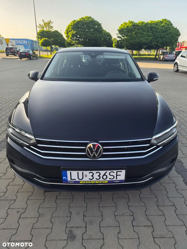 Volkswagen Passat 1.5 TSI EVO Business DSG - 1