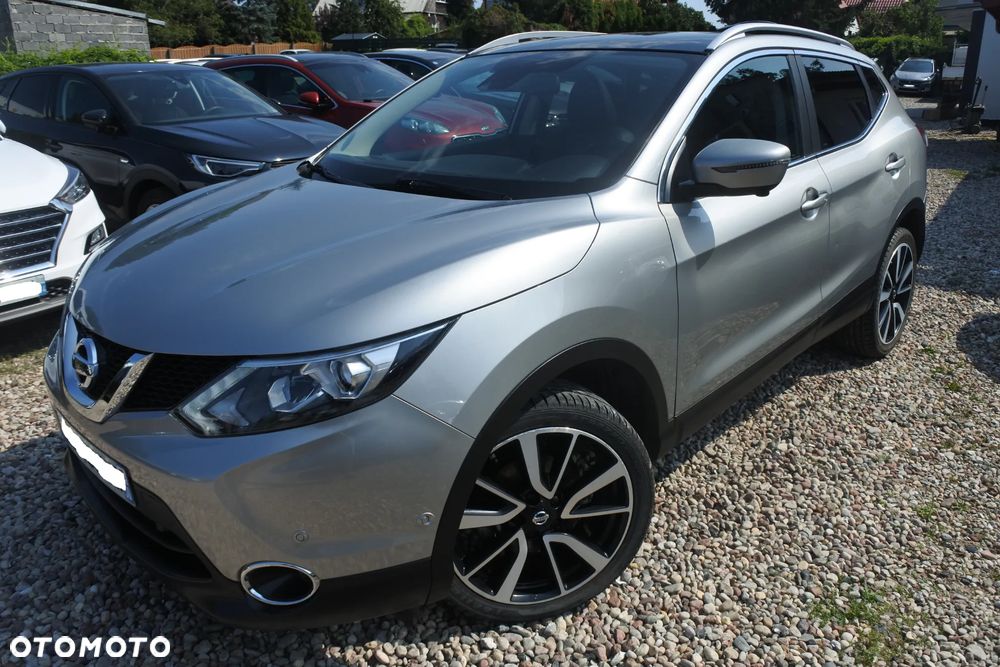Nissan Qashqai 1.2 DIG-T Tekna EU6 - 1