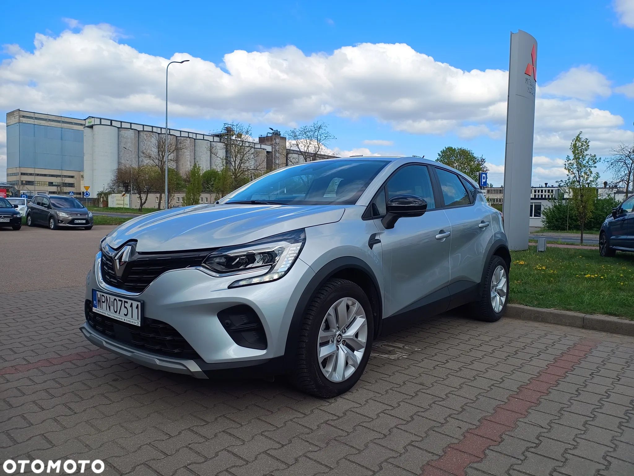 Renault Captur TCe 100 LIFE - 1