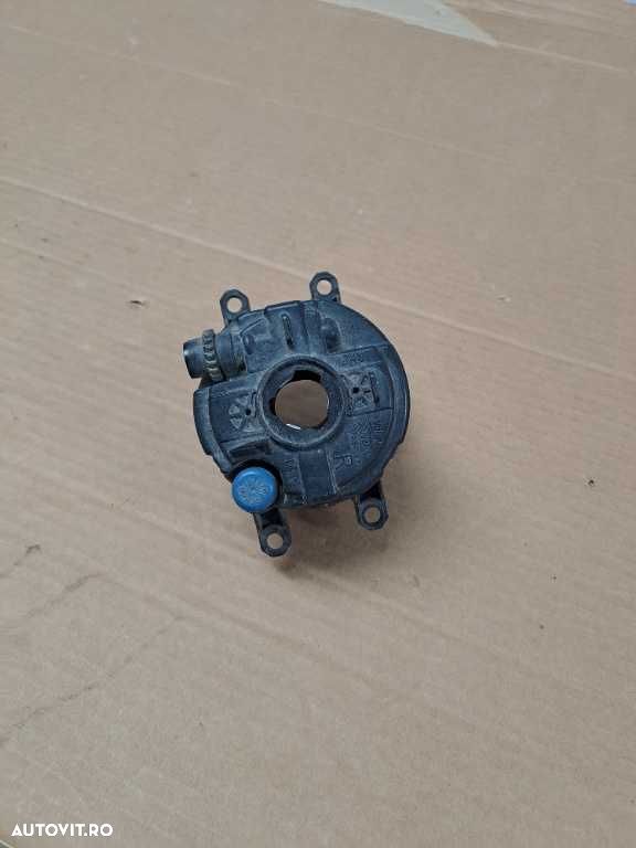 Proiector dreapta original Toyota Rav 4 an 2005-2013 - 3