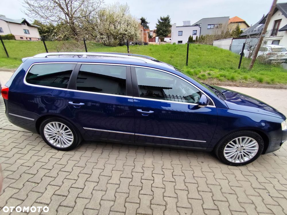 Volkswagen Passat 3.2 V6 FSI 4Mot Comfortline DSG - 10