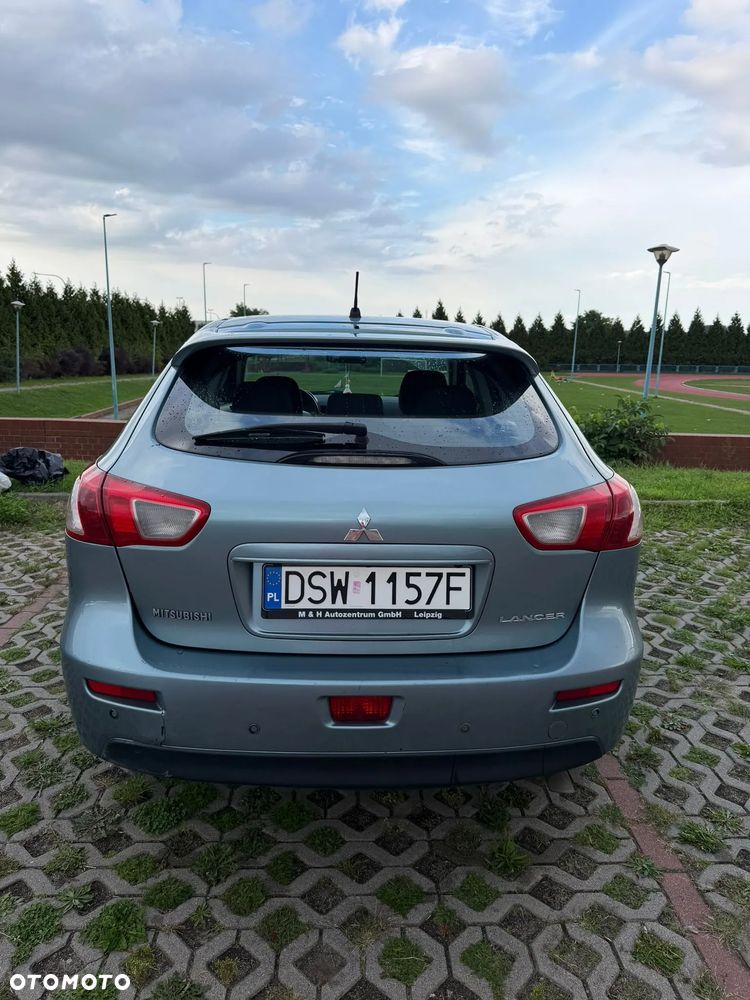 Mitsubishi Lancer 1.5 - 6