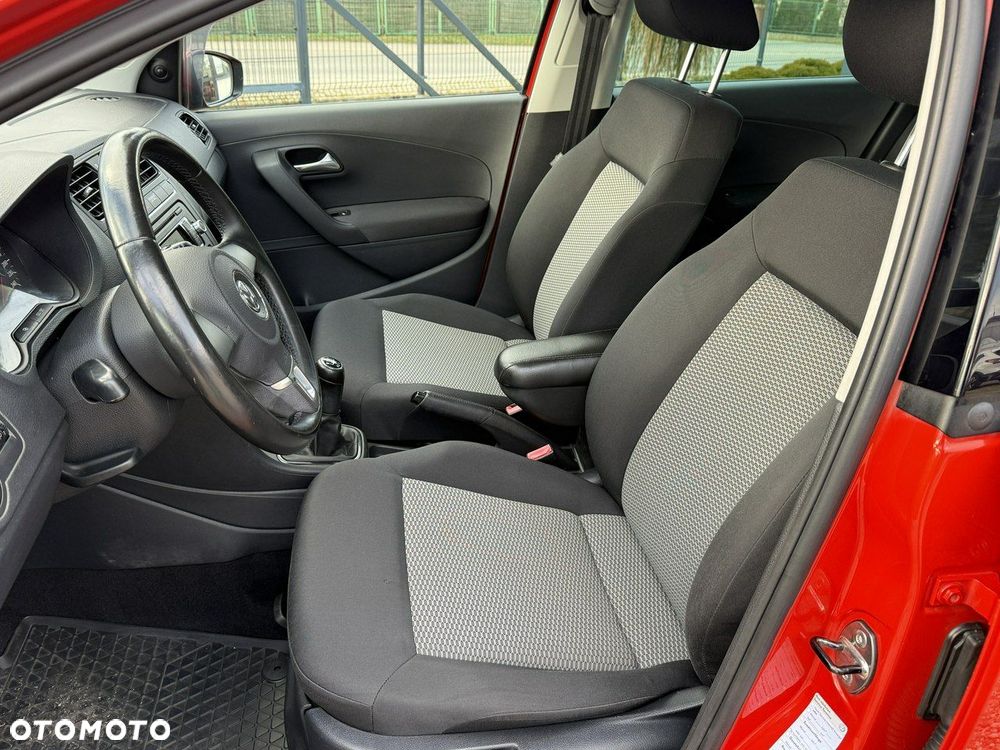 Volkswagen Polo - 24