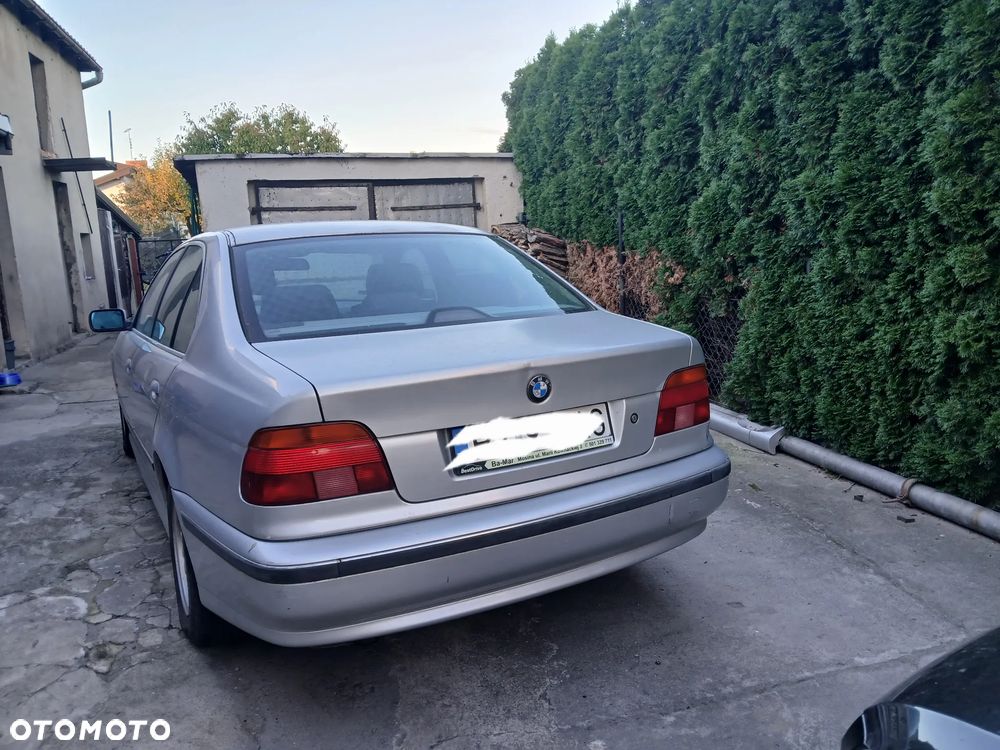 BMW Seria 5 530d - 4
