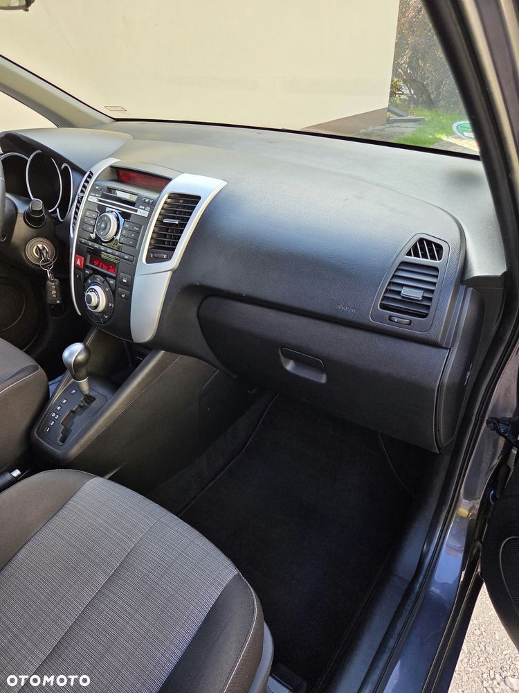 Kia Venga 1.6 L - 14