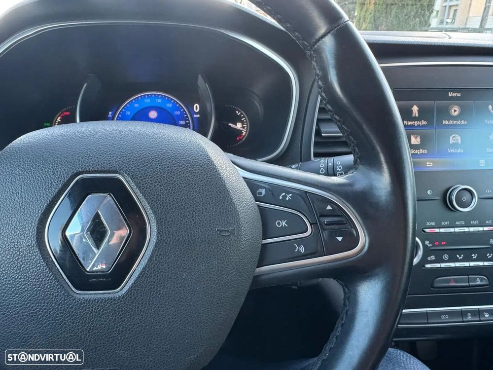 Renault Mégane Sport Tourer ENERGY TCe 130 BOSE EDITION - 13