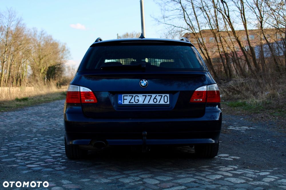 BMW Seria 5 520d Edition Exclusive - 3