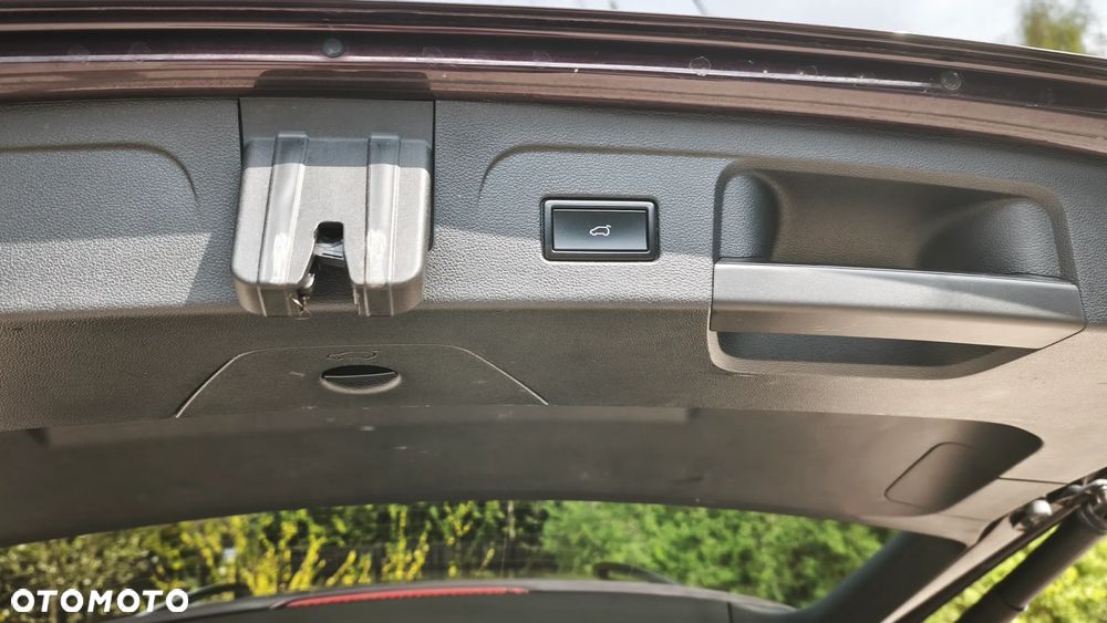 Volkswagen Touran 1.4 TSI (BlueMotion Technology) DSG Highline - 17