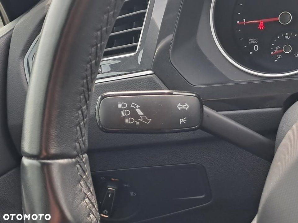 Volkswagen Tiguan - 26