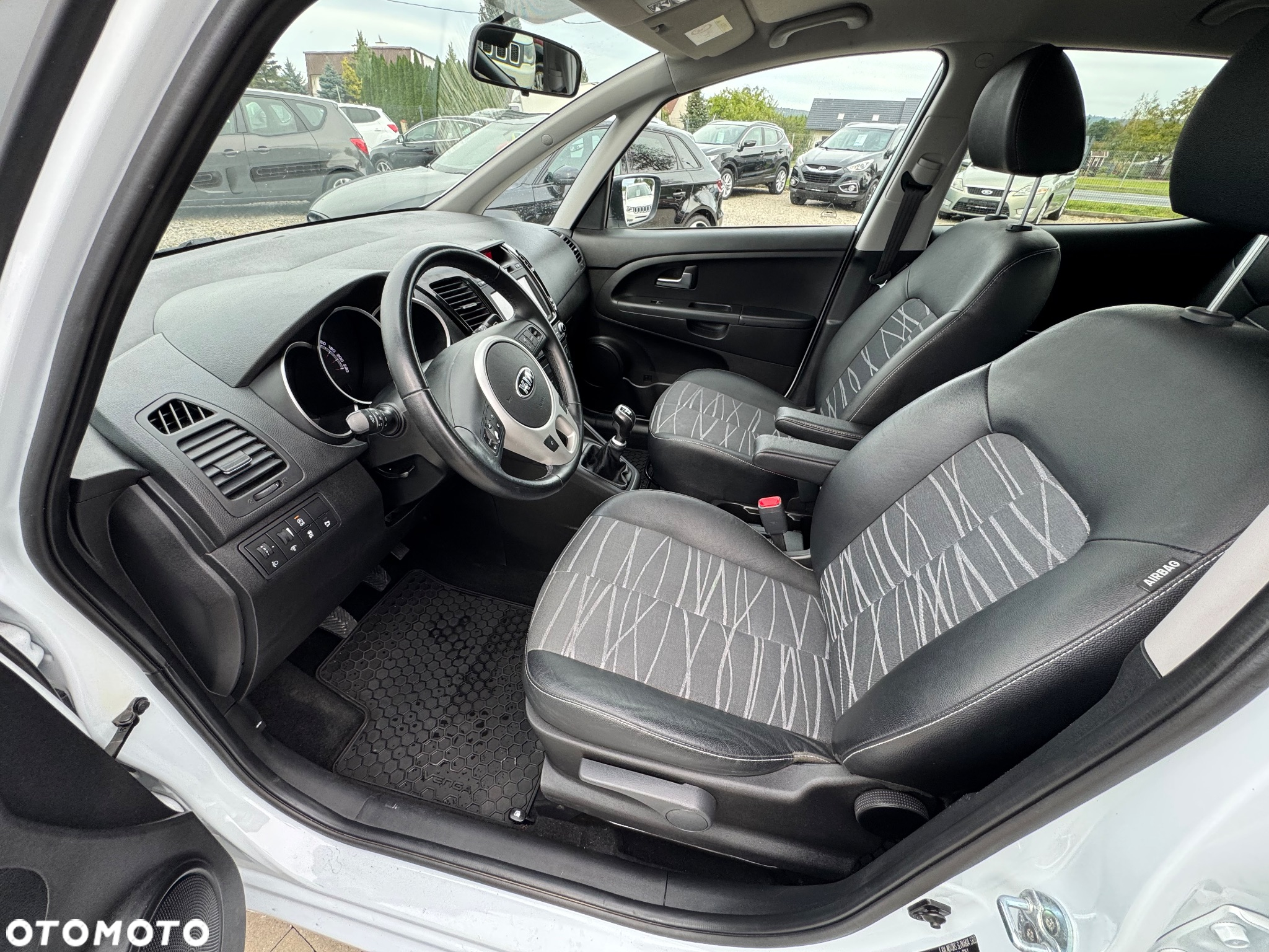 Kia Venga 1.4 CVVT Dream-Team Edition - 15