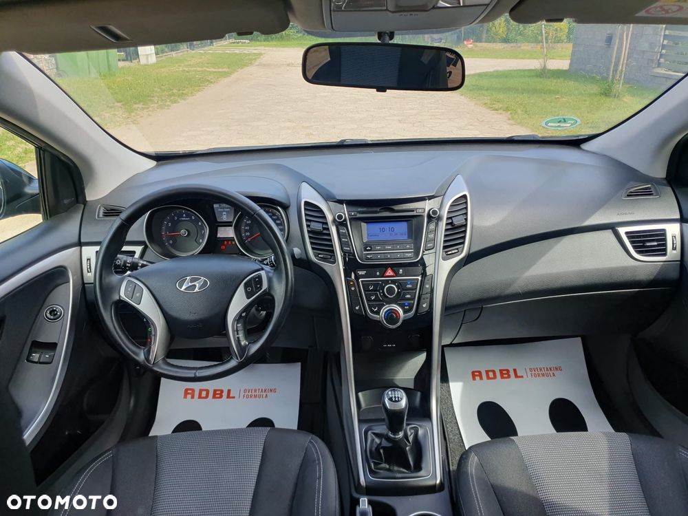 Hyundai i30 1.6 GDI Comfort - 8