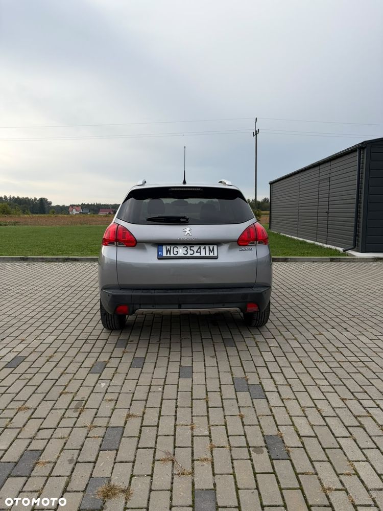 Peugeot 2008 - 4