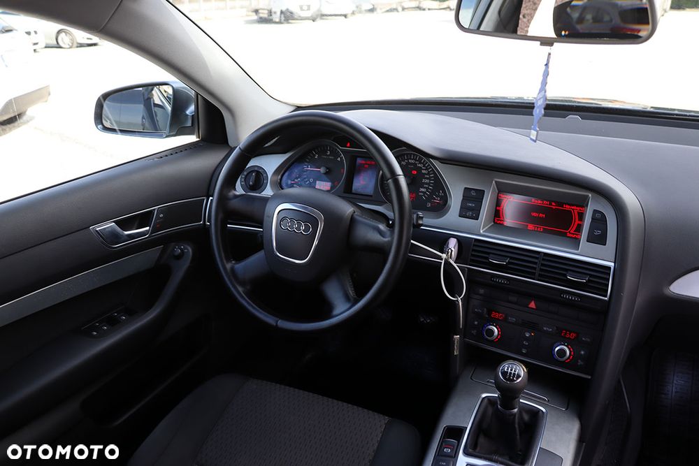Audi A6 Avant - 24