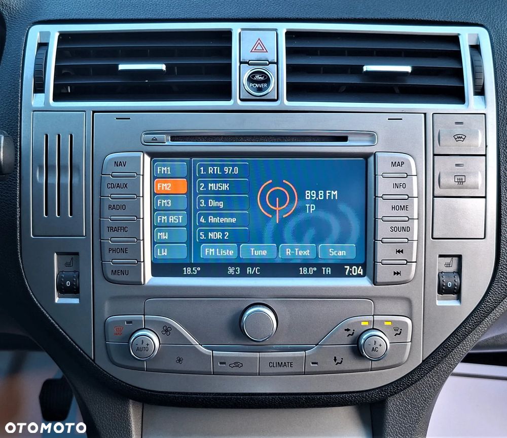 Ford Kuga 2.0 TDCi 4x4 Titanium - 30