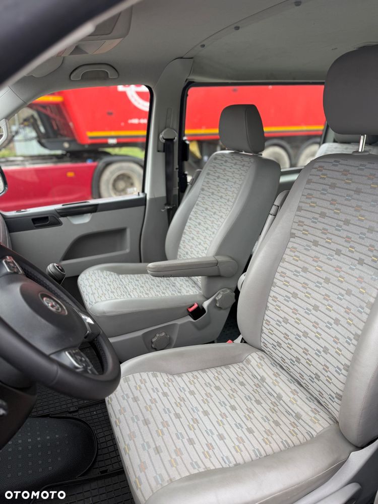 Volkswagen Transporter - 9