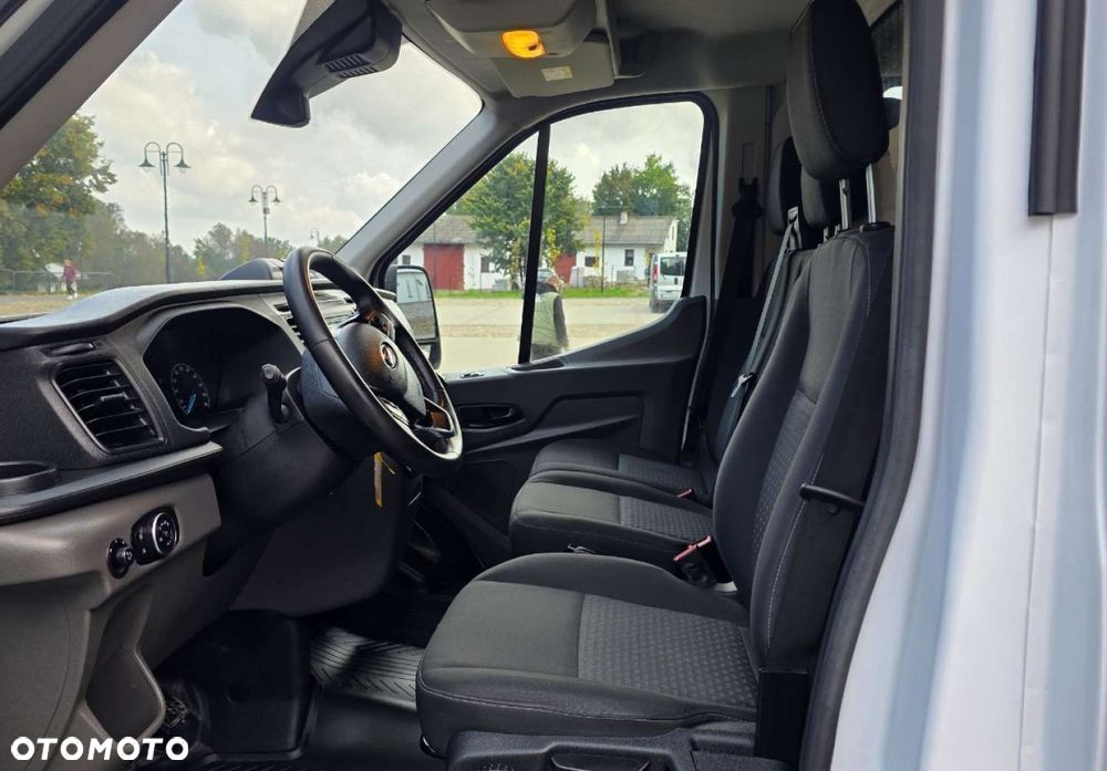 Ford Transit - 9