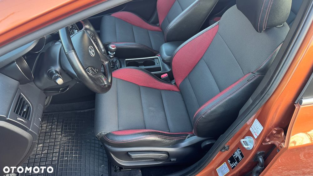 Hyundai i30 1.6 T GDI Turbo - 11