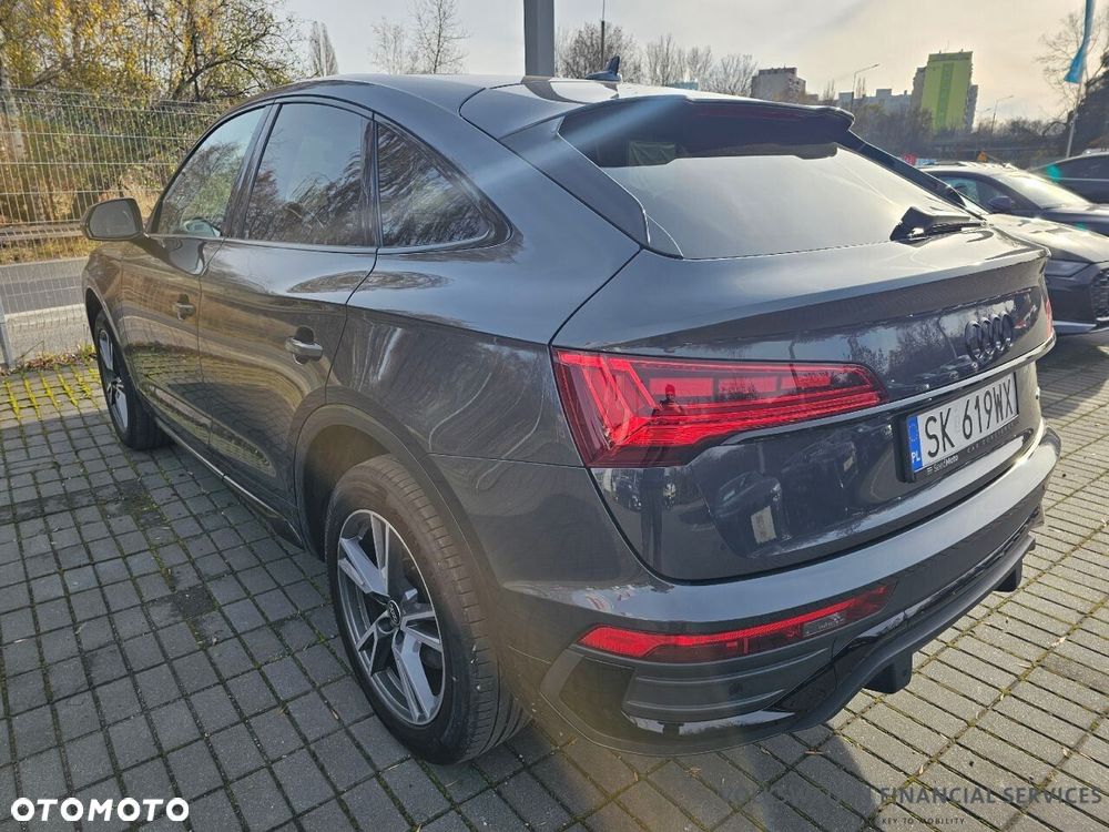 Audi Q5 Sportback - 4
