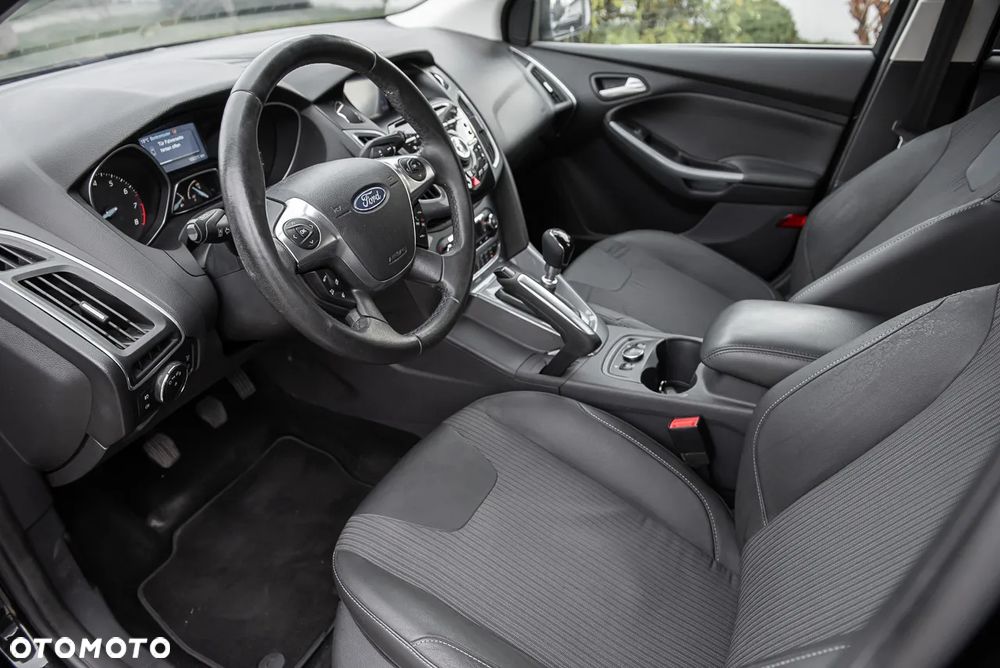 Ford Focus 1.6 EcoBoost Trend Sport - 16