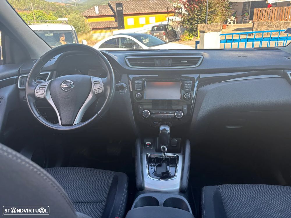 Nissan Qashqai 1.6 dCi Acenta Connect Xtronic - 4