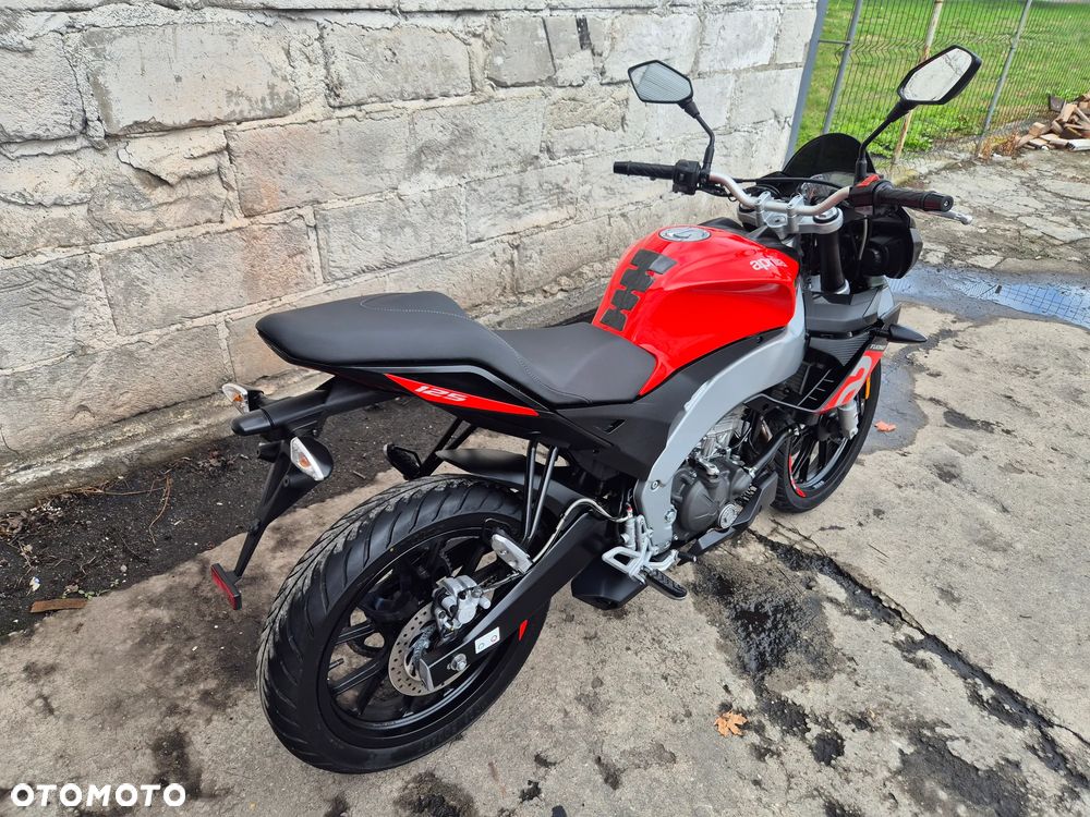 Aprilia Tuono - 3