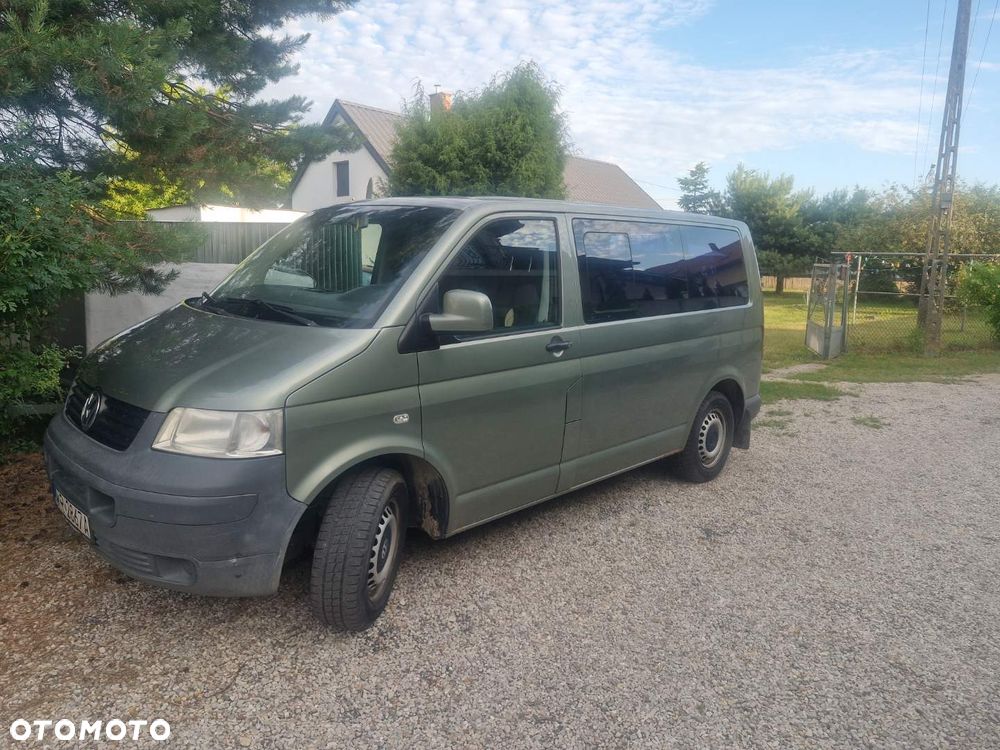 Volkswagen Transporter - 1