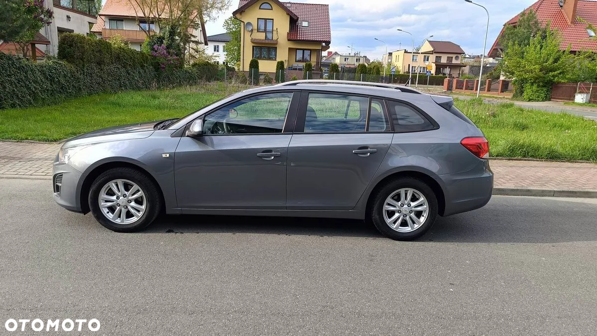 Chevrolet Cruze 1.7 LT - 5
