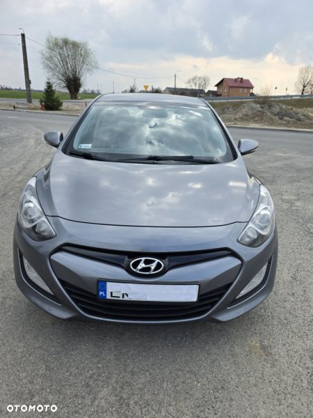 Hyundai i30 blue 1.6 CRDi YES Gold - 1