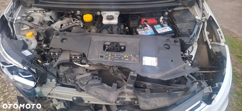 Renault Scenic TCe 140 GPF BOSE EDITION - 14