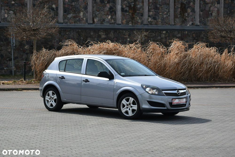 Opel Astra - 9