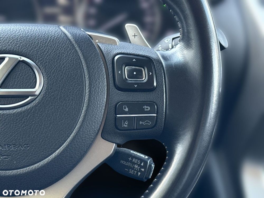 Lexus NX 300h F Impression AWD - 22