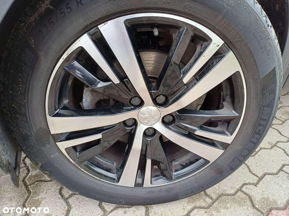 Peugeot 3008 1.6 PureTech GT S&S EAT8 - 9
