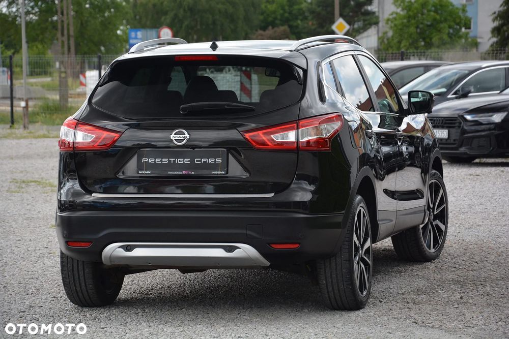 Nissan Qashqai 1.6 DIG-T Tekna - 4